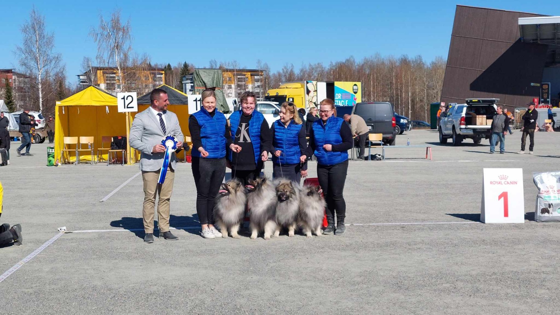 Kennel Ikurin BIS2!
